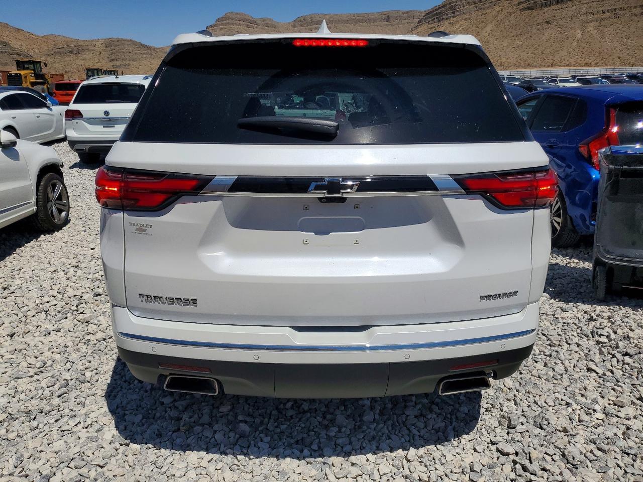 2023 Chevrolet Traverse Premier - Фото 6