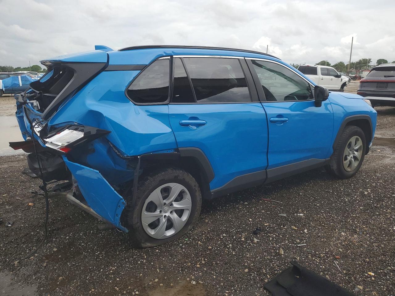 2019 Toyota Rav4 Le - Фото 3