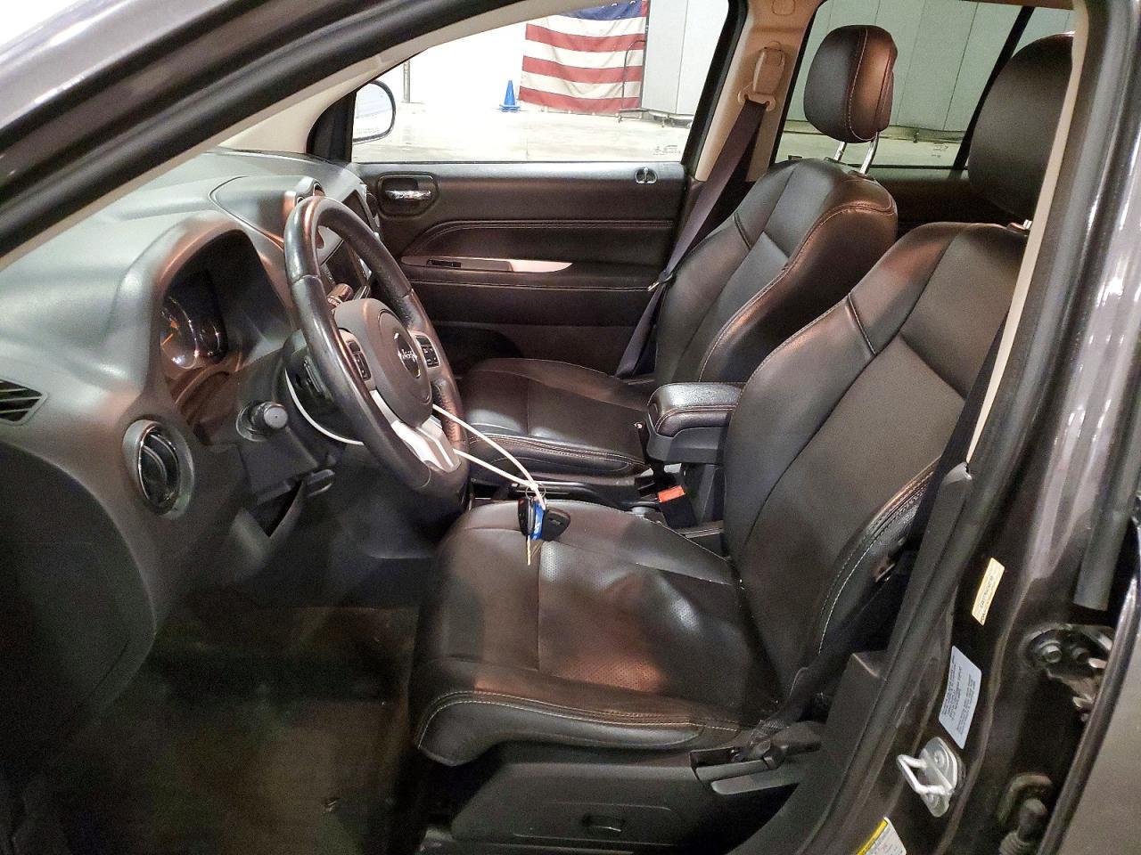 2016 Jeep Compass Latitude - Фото 7