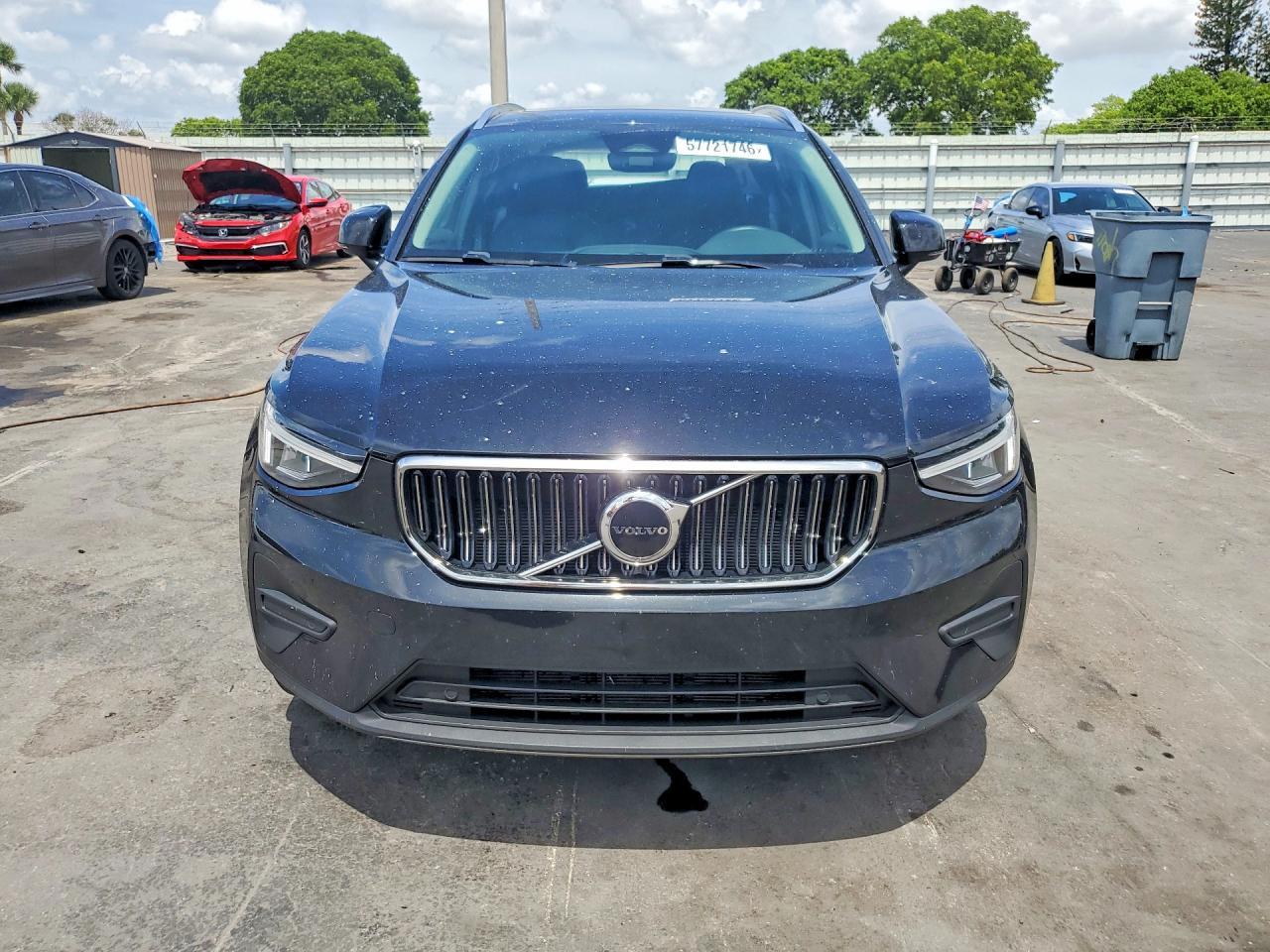 2025 Volvo Xc40 Core - Фото 5