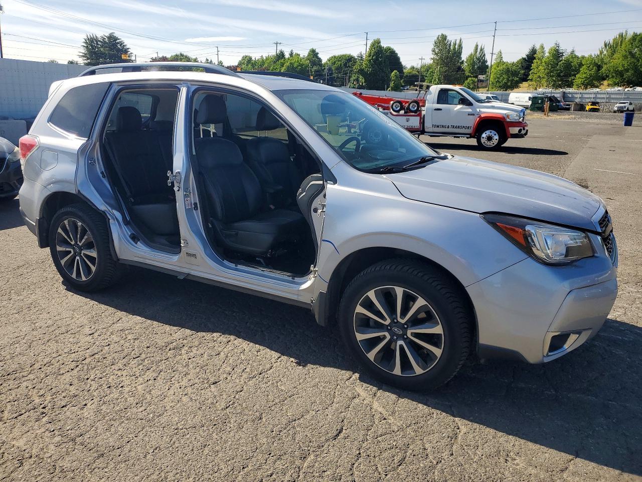 2017 Subaru Forester 2.0Xt Touring - Фото 4