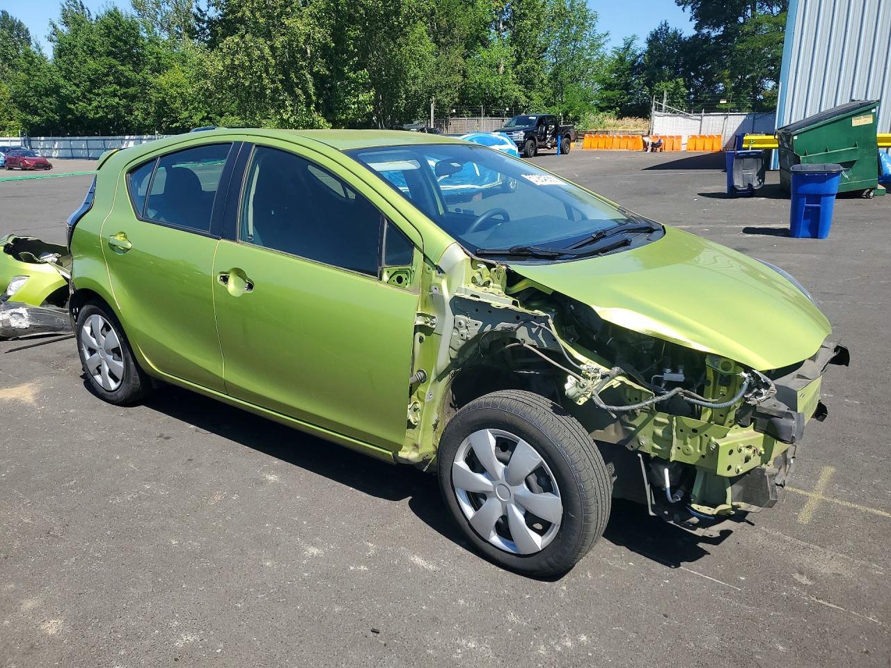 2016 Toyota Prius C Two - Фото 4