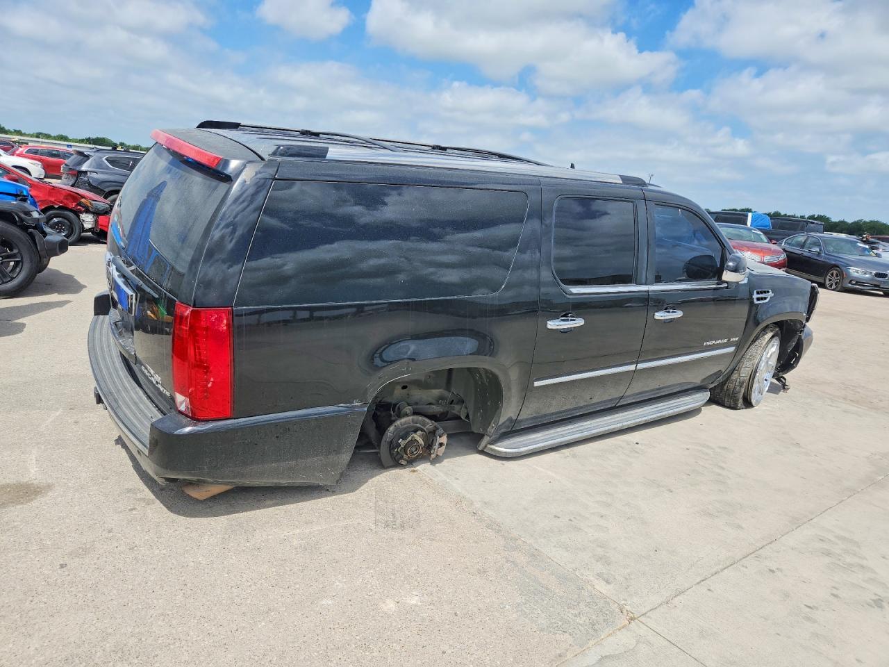 2011 Cadillac Escalade Esv Luxury - Фото 3
