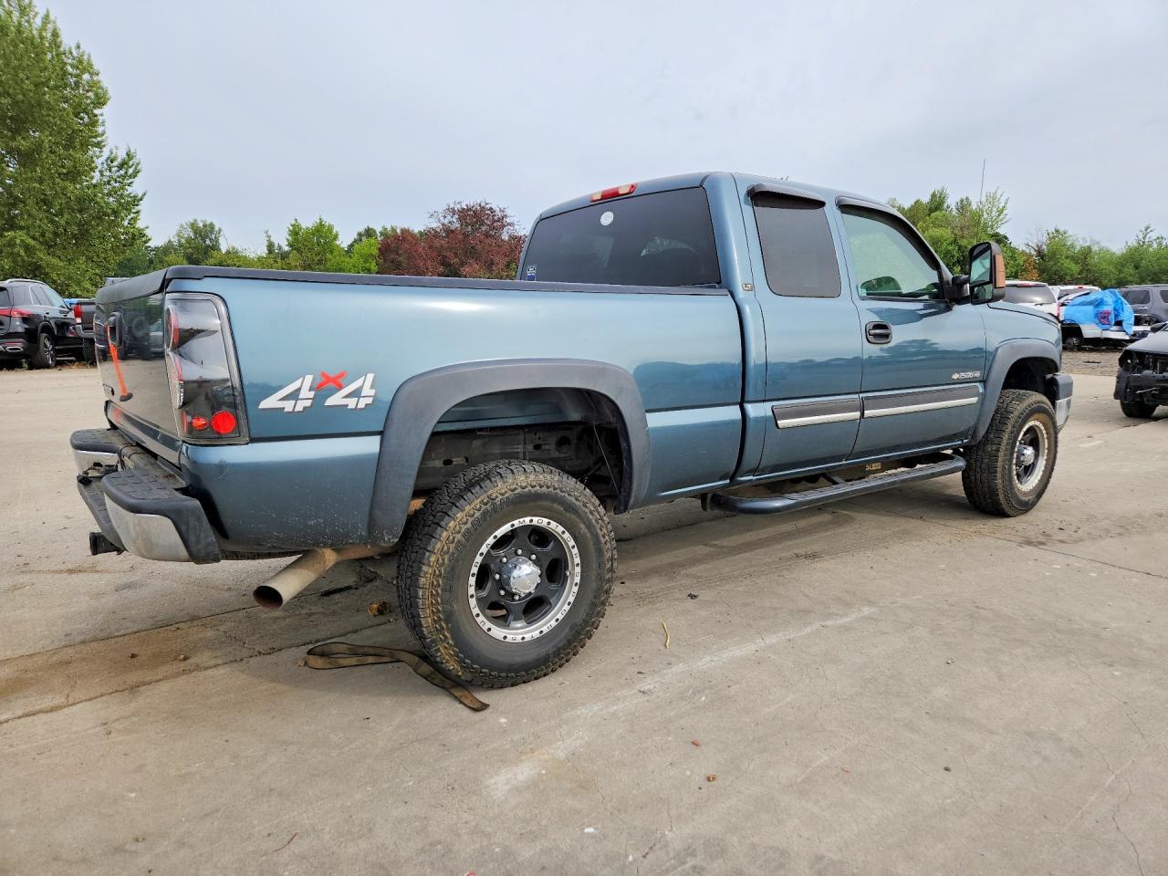 2006 Chevrolet Silverado K2500 Heavy Duty - Image 3