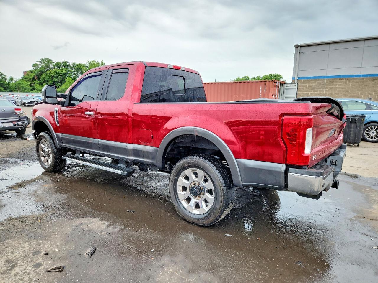 2018 Ford F350 Super Duty - Фото 2