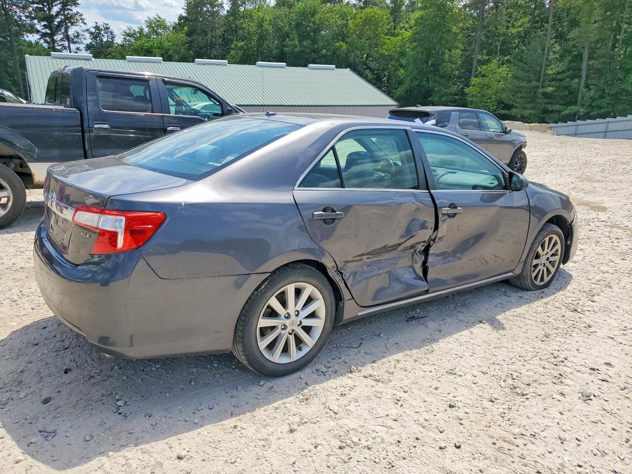 2013 Toyota Camry Xle - Фото 3
