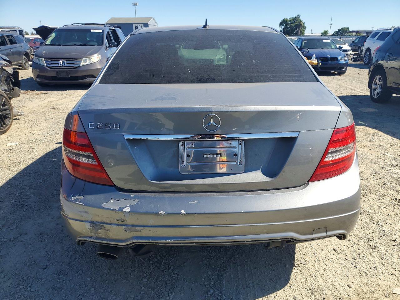 2013 Mercedes-Benz C 250 - Image 6