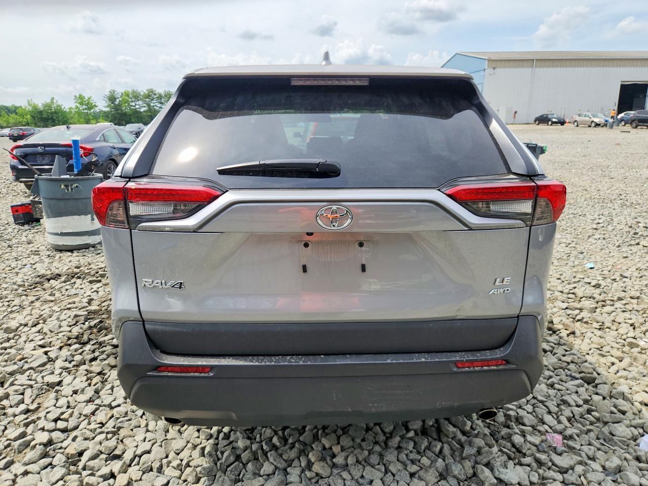 2025 Toyota Rav4 Le - Фото 6