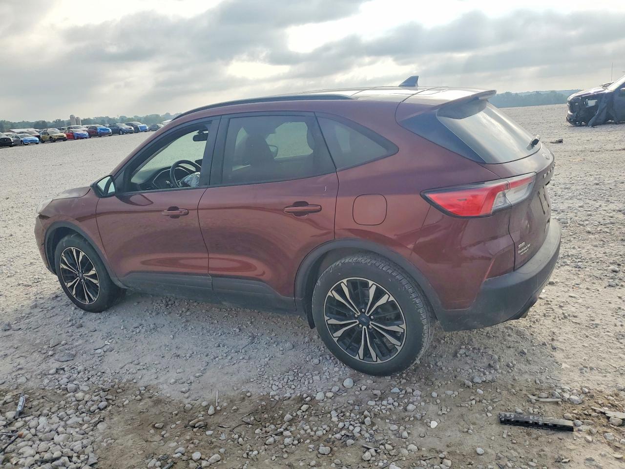 2021 Ford Escape Se - Фото 2