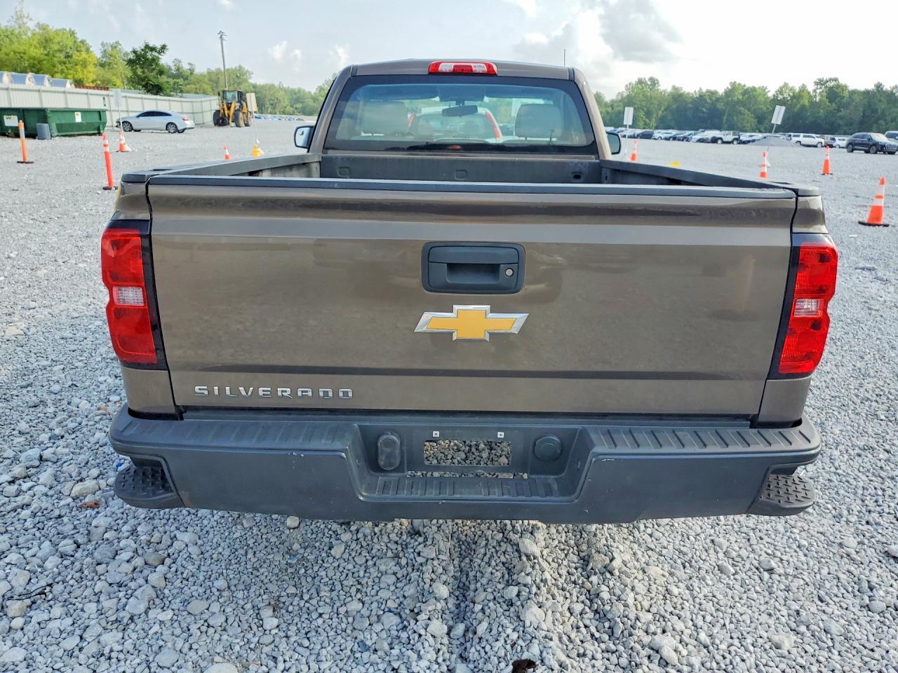 2015 Chevrolet Silverado K1500 - Image 6