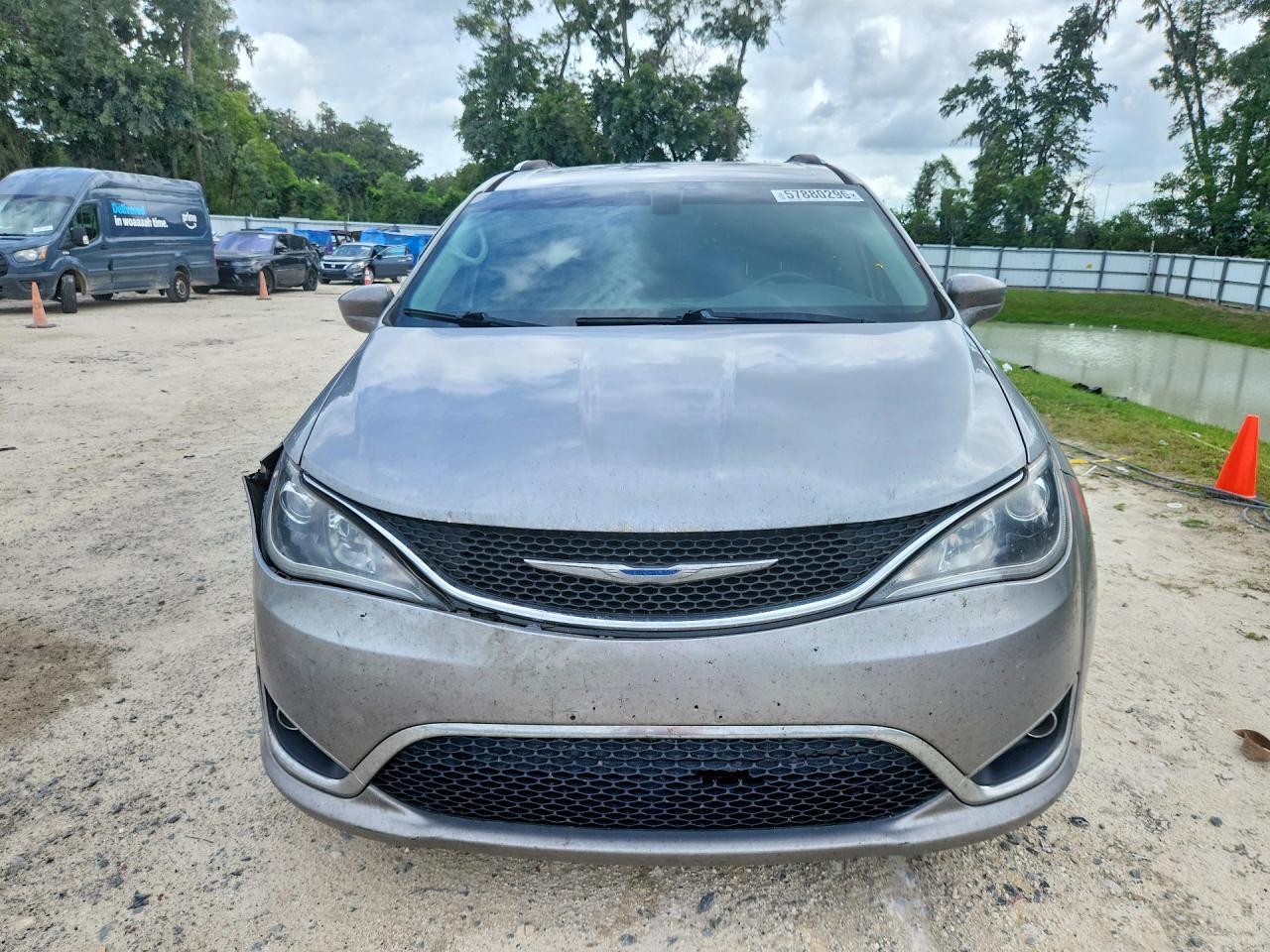 2018 Chrysler Pacifica Touring L - Image 5