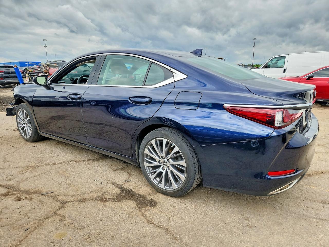 2021 Lexus Es 350 Base - Image 2