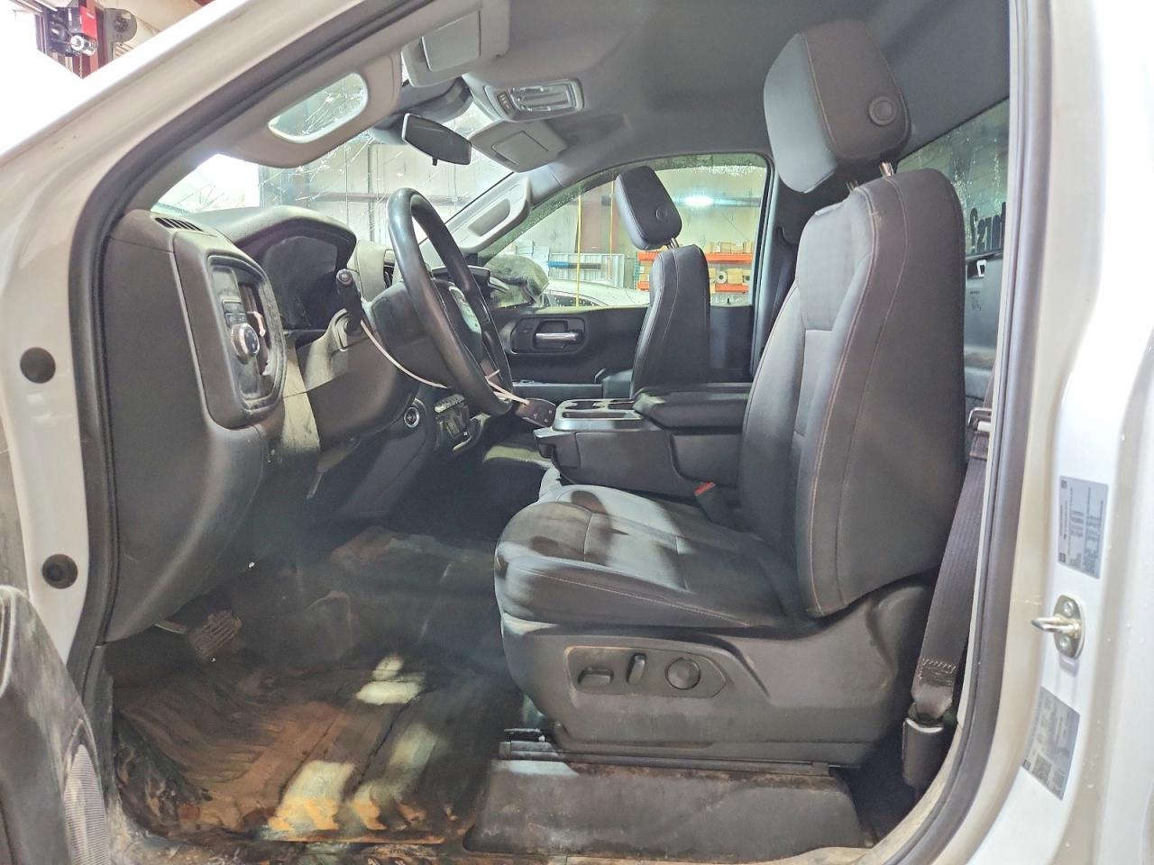 2024 GMC Sierra C1500 - Фото 7