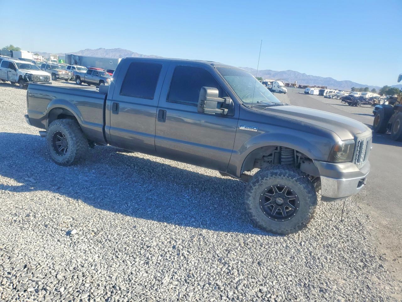 2007 Ford F250 Super Duty - Image 4