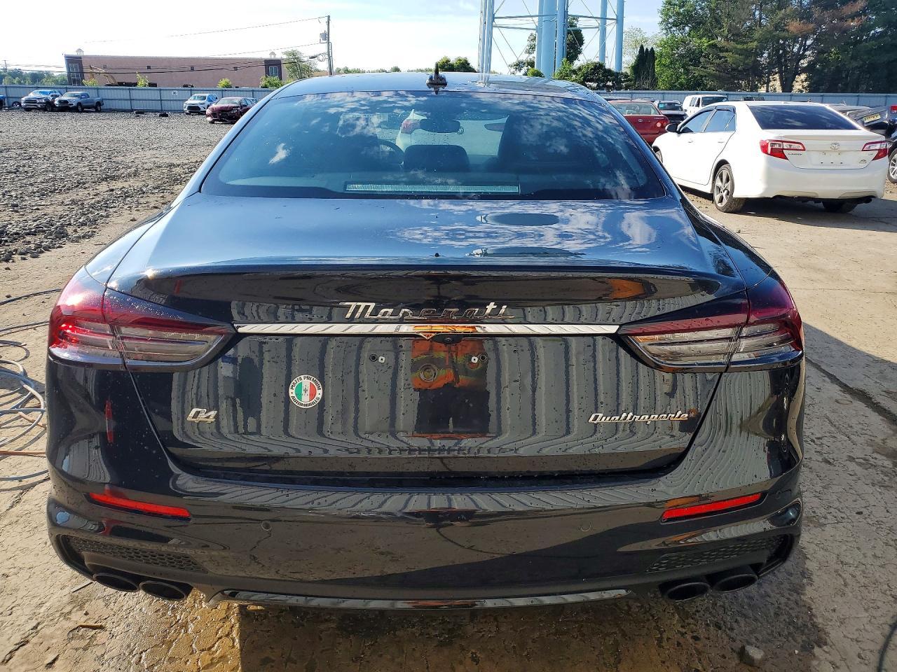 2023 Maserati Quattroporte Modena - Image 6