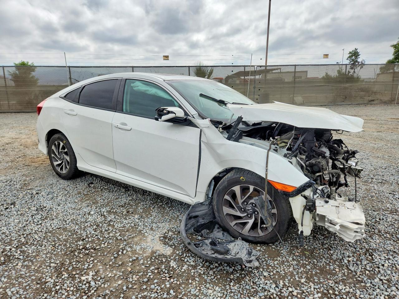 2016 Honda Civic Ex - Image 4