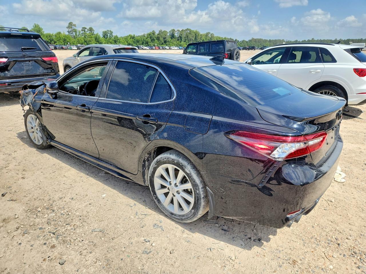 2024 Toyota Camry Xse - Image 2