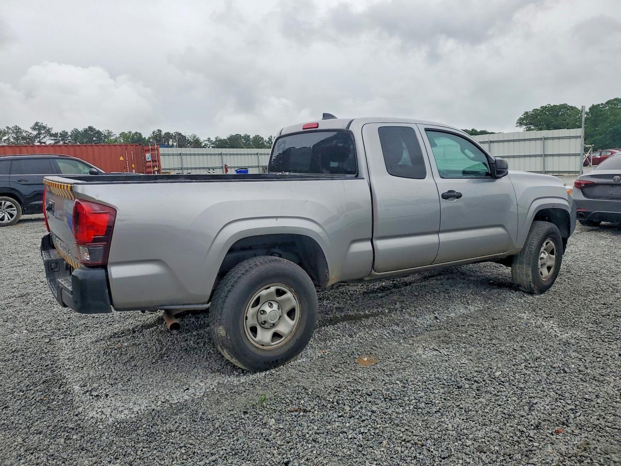 2020 Toyota Tacoma Sr - Фото 3