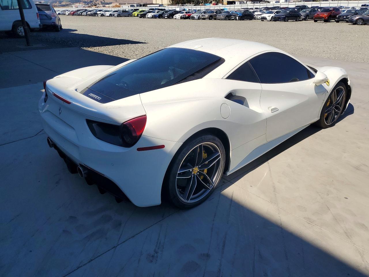 2018 Ferrari 488 Gtb - Фото 3