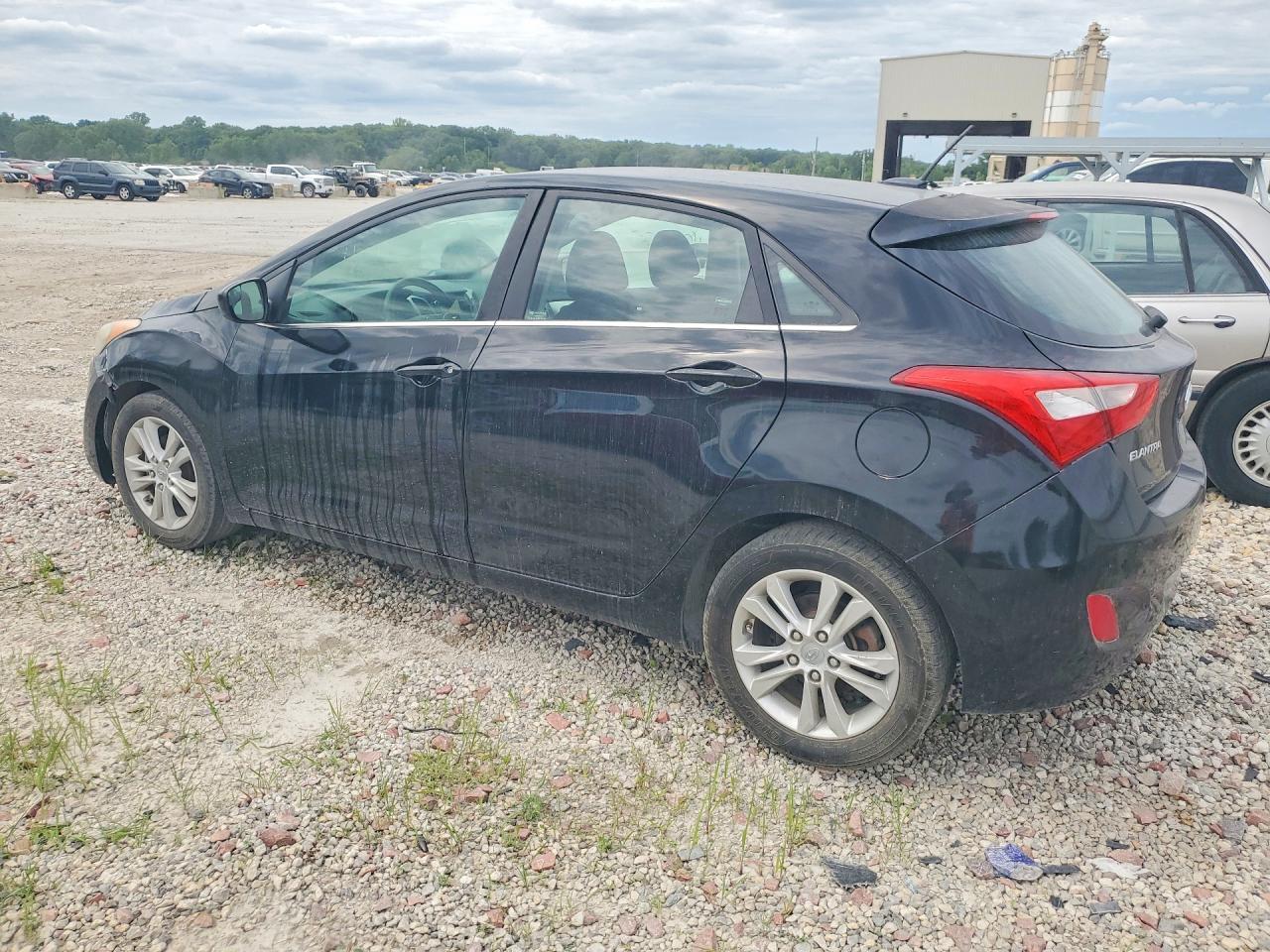 2015 Hyundai Elantra Gt Base - Фото 2