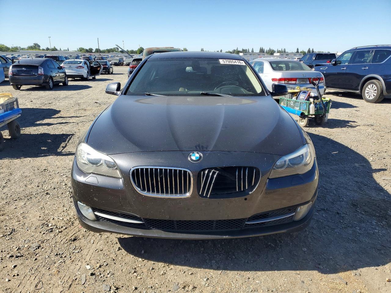 2012 BMW 528 I - Image 5