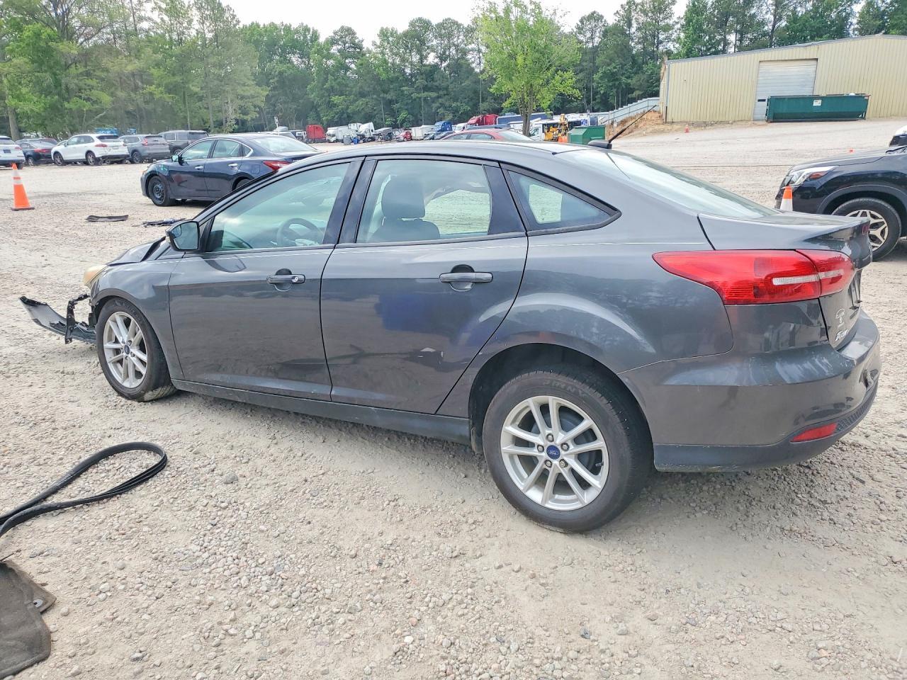 2016 Ford Focus Se - Фото 2