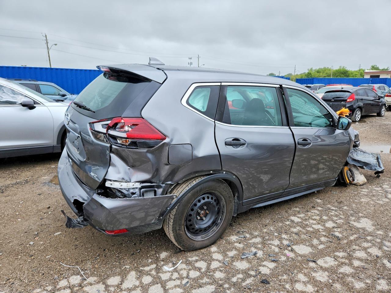 2020 Nissan Rogue - Фото 3
