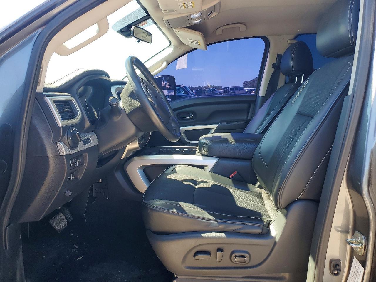 2016 Nissan Titan Xd Pro-4X - Фото 7