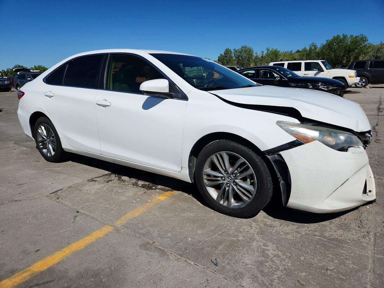 2015 Toyota Camry Se - Фото 4