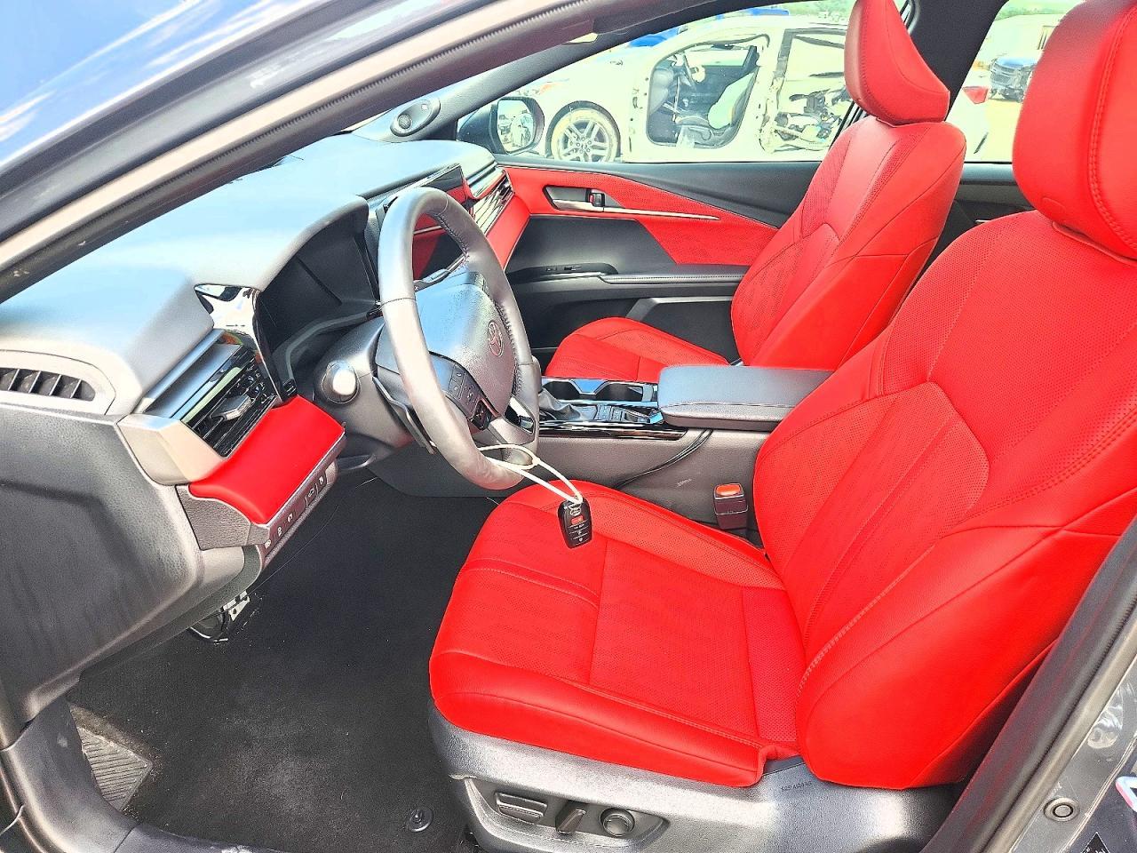 2025 Toyota Camry Xse - Image 7