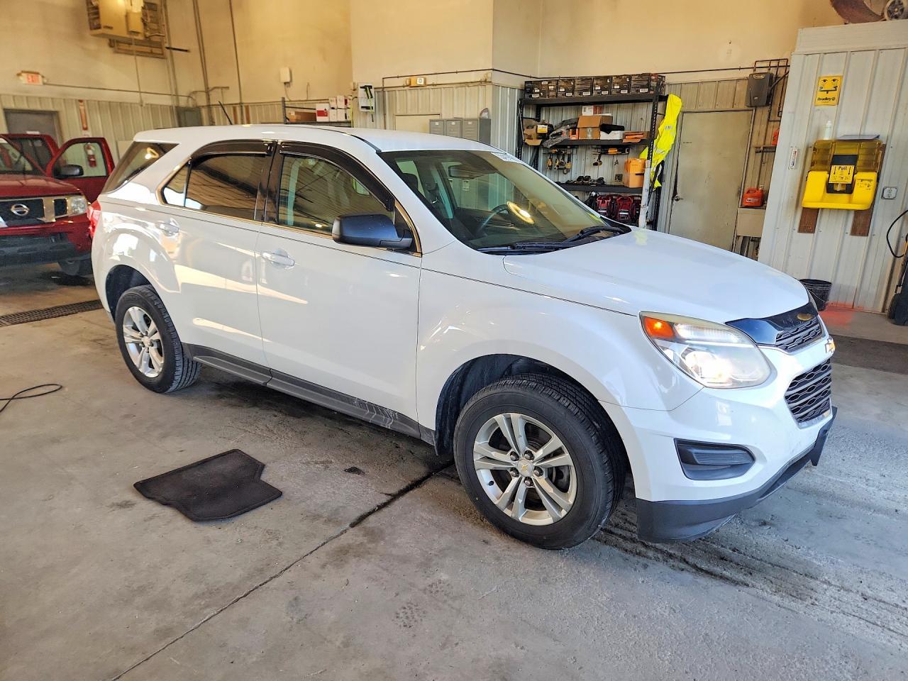 2016 Chevrolet Equinox Ls - Фото 4