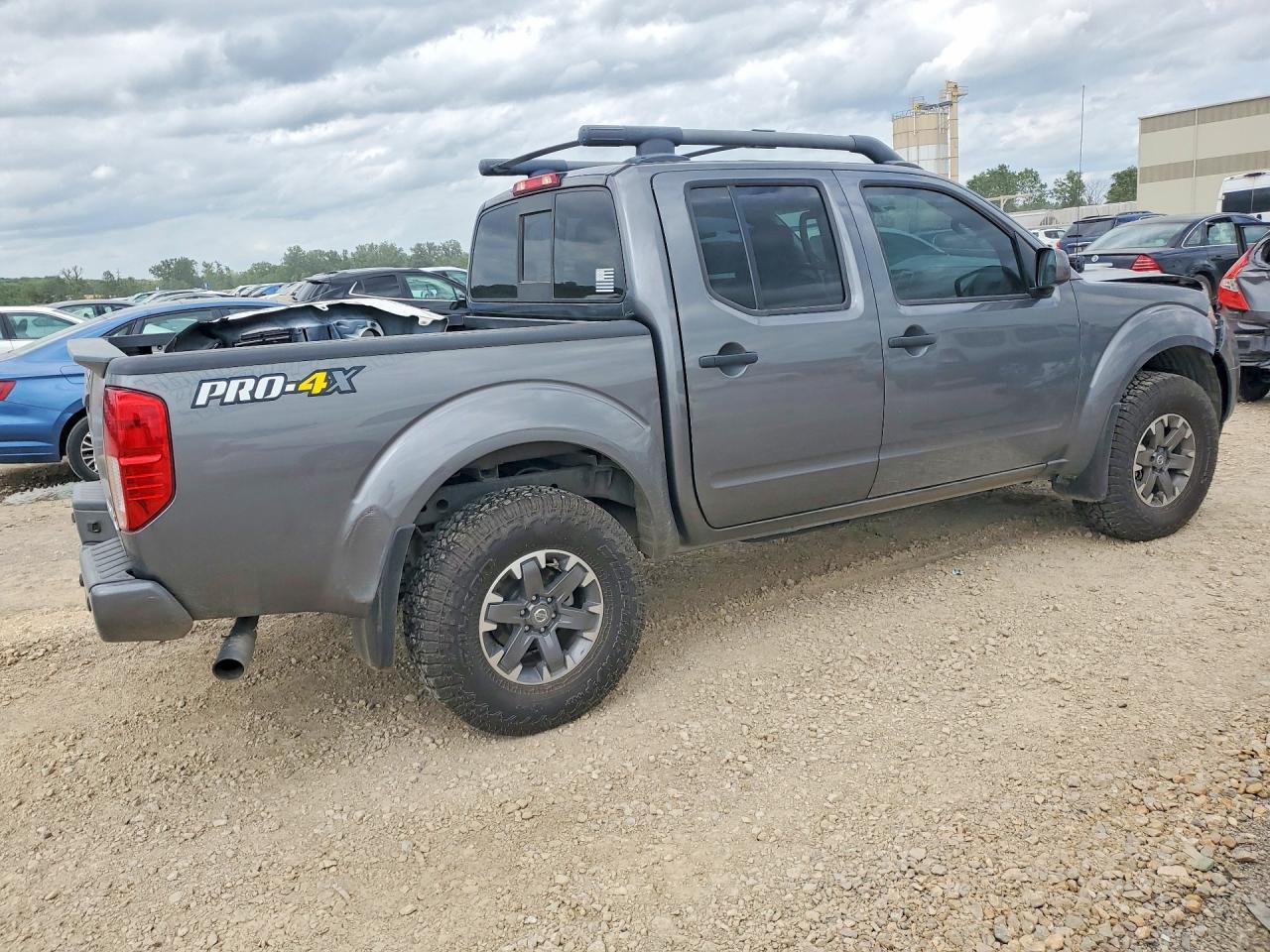 2020 Nissan Frontier Pro-4X - Image 3
