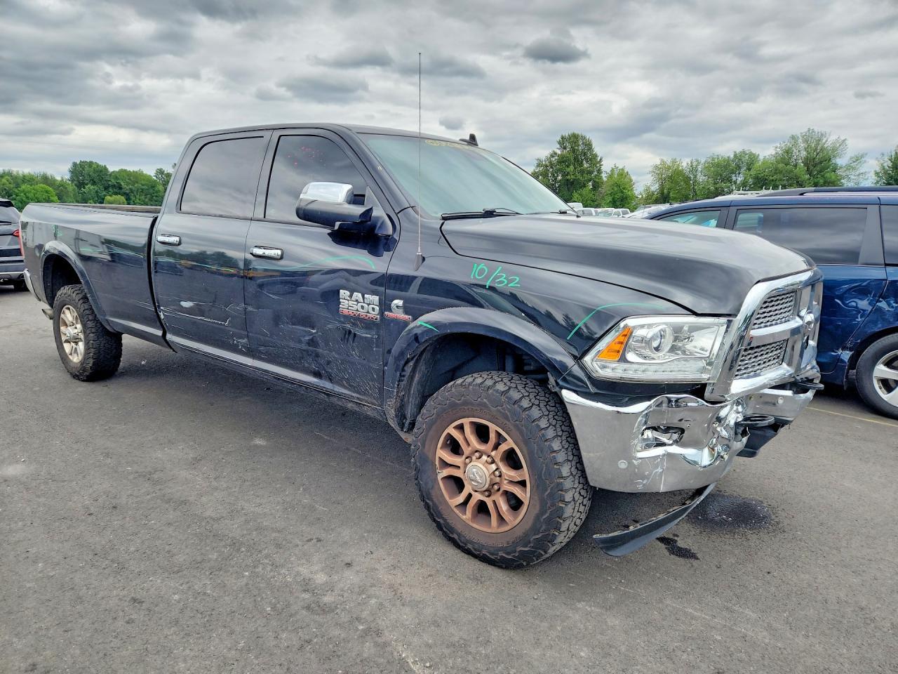 2017 Ram 3500 Laramie - Фото 4