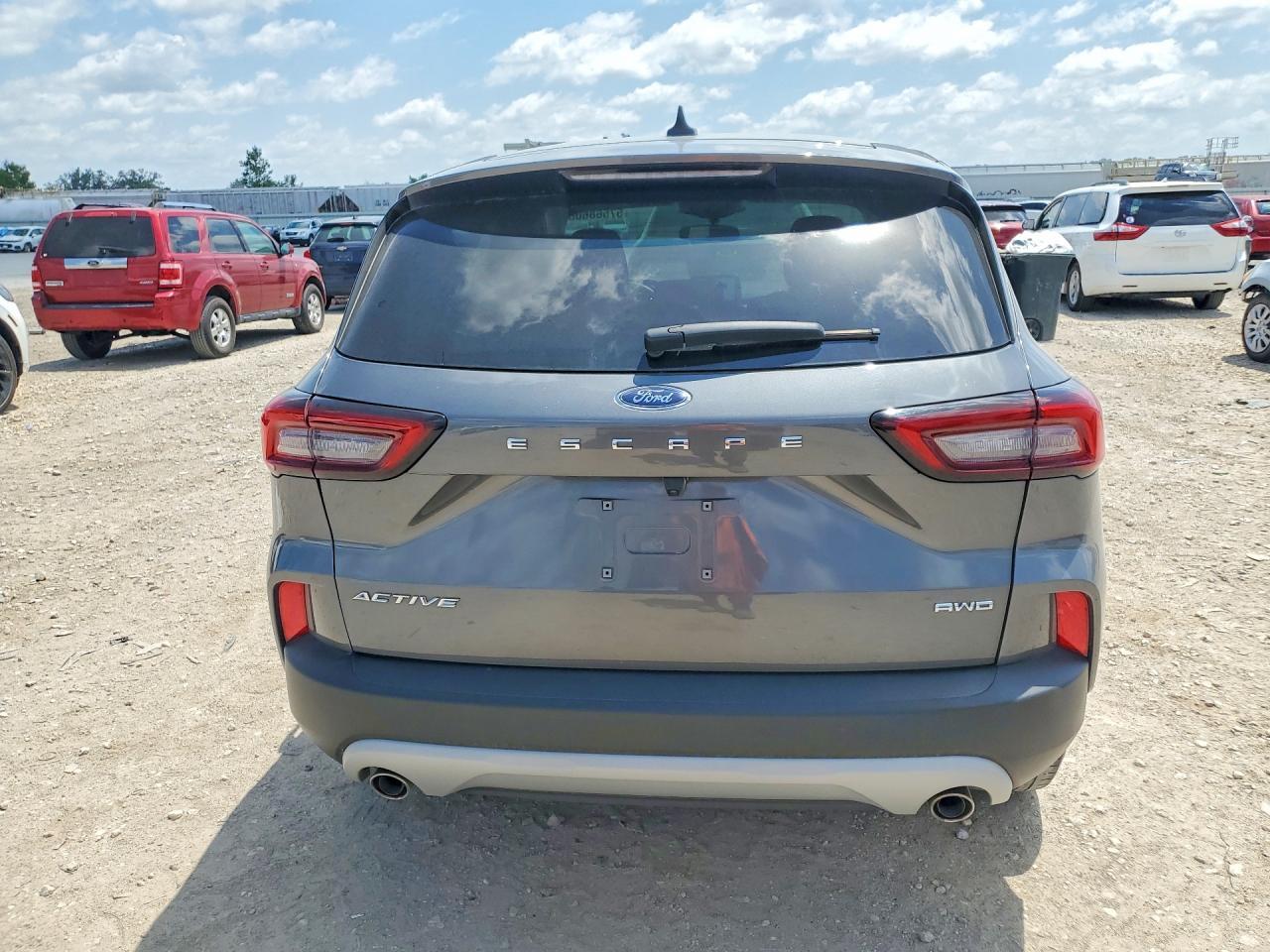 2023 Ford Escape Active - Image 6