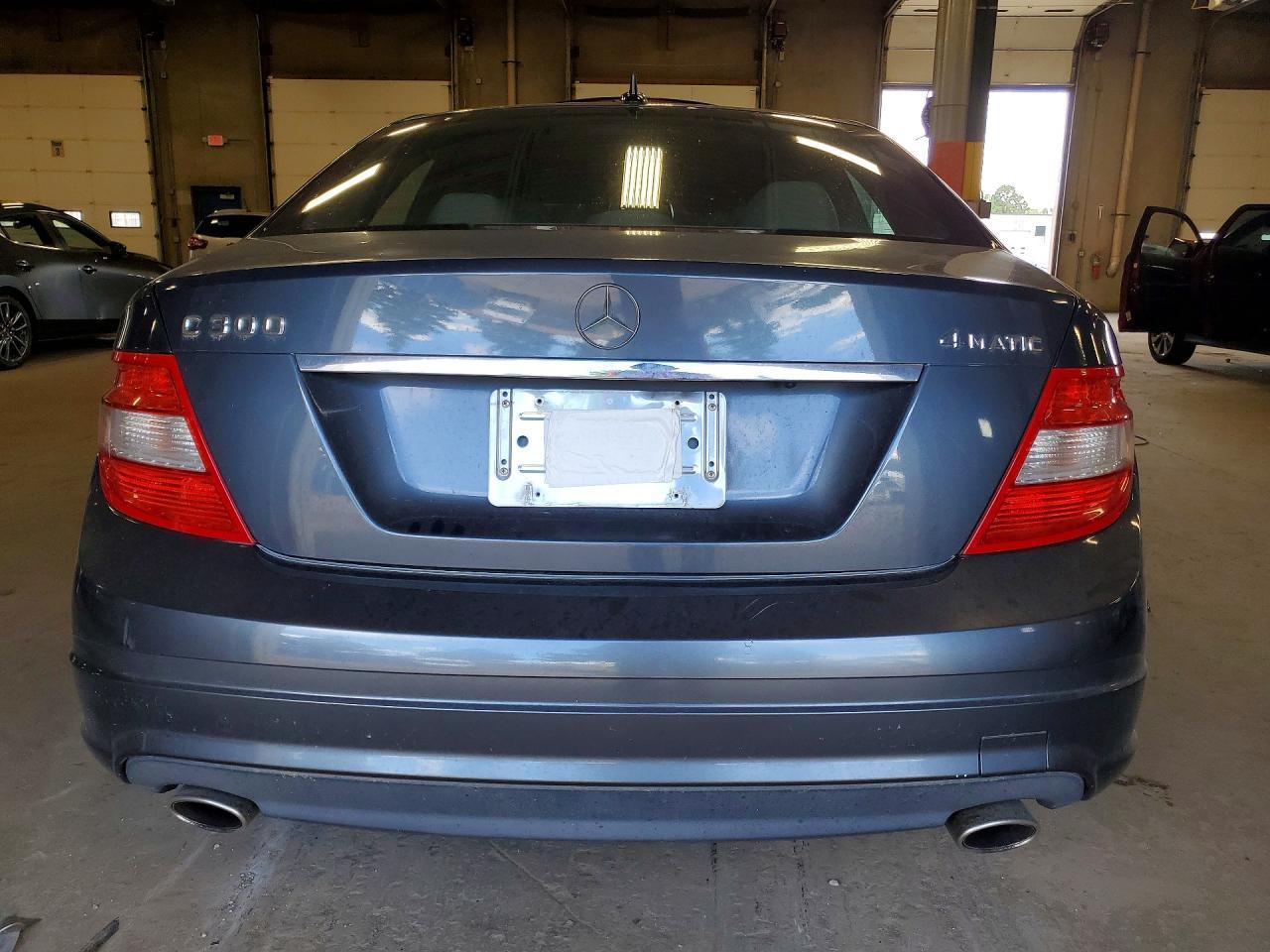 2008 Mercedes-Benz C 300 4Matic - Image 6