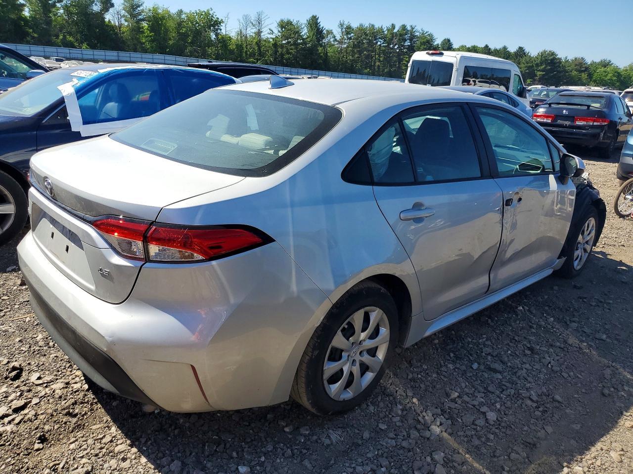 2024 Toyota Corolla Le - Image 3