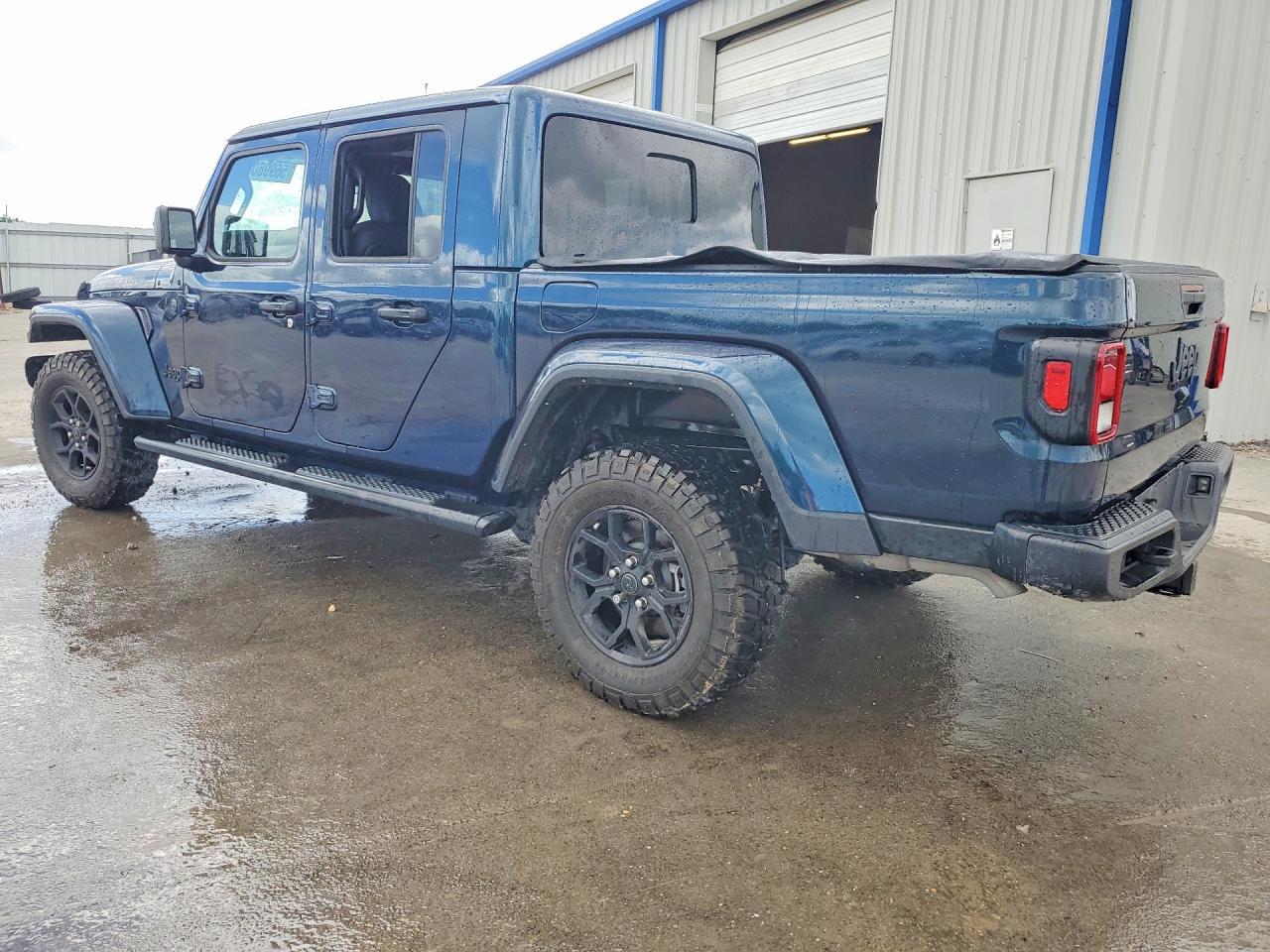 2025 Jeep Gladiator Sport - Фото 2