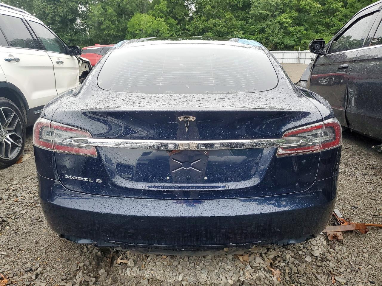 2013 Tesla Model S - Image 6
