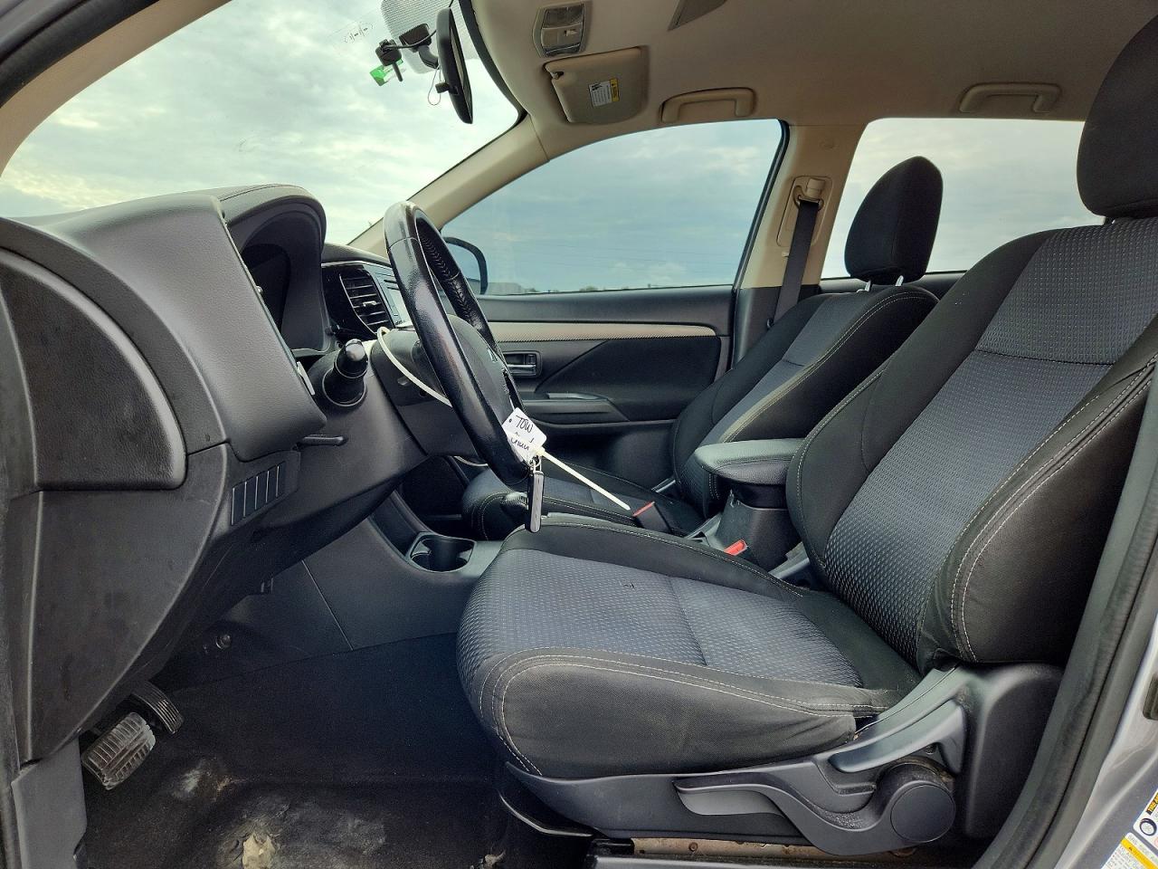 2016 Mitsubishi Outlander Se - Фото 7