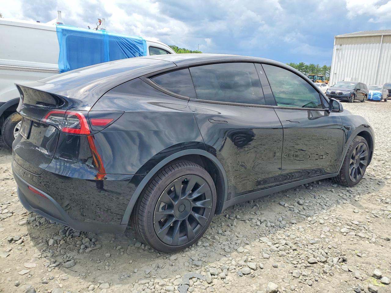 2020 Tesla Model Y - Фото 3