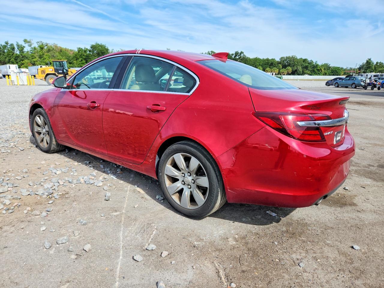 2015 Buick Regal - Image 2
