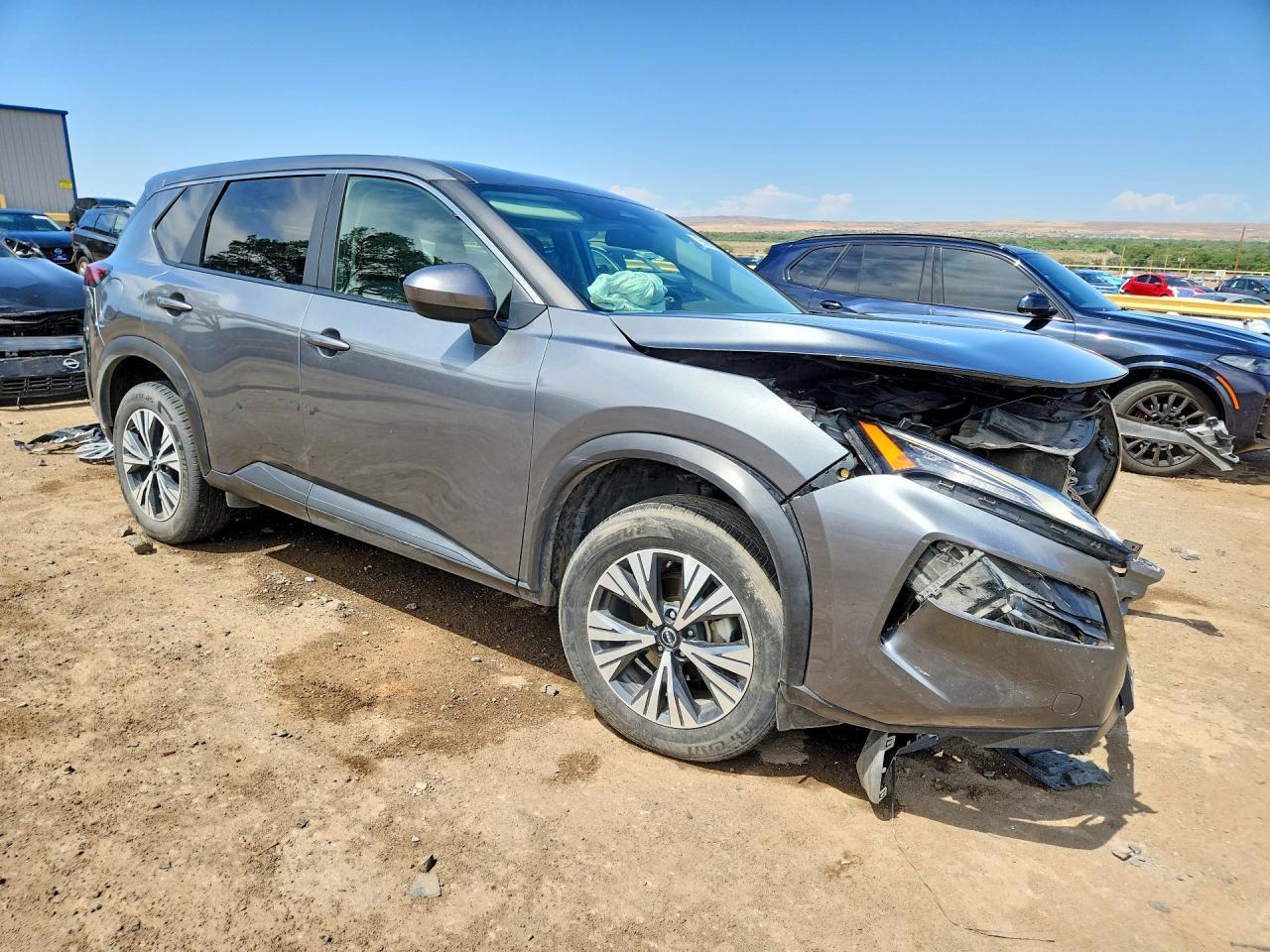 2023 Nissan Rogue Sv - Image 4