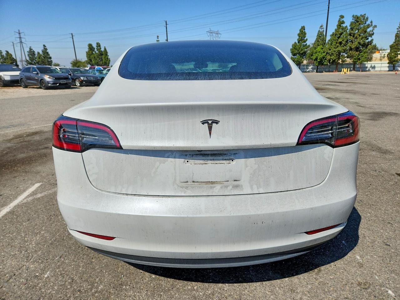 2023 Tesla Model 3 - Фото 6