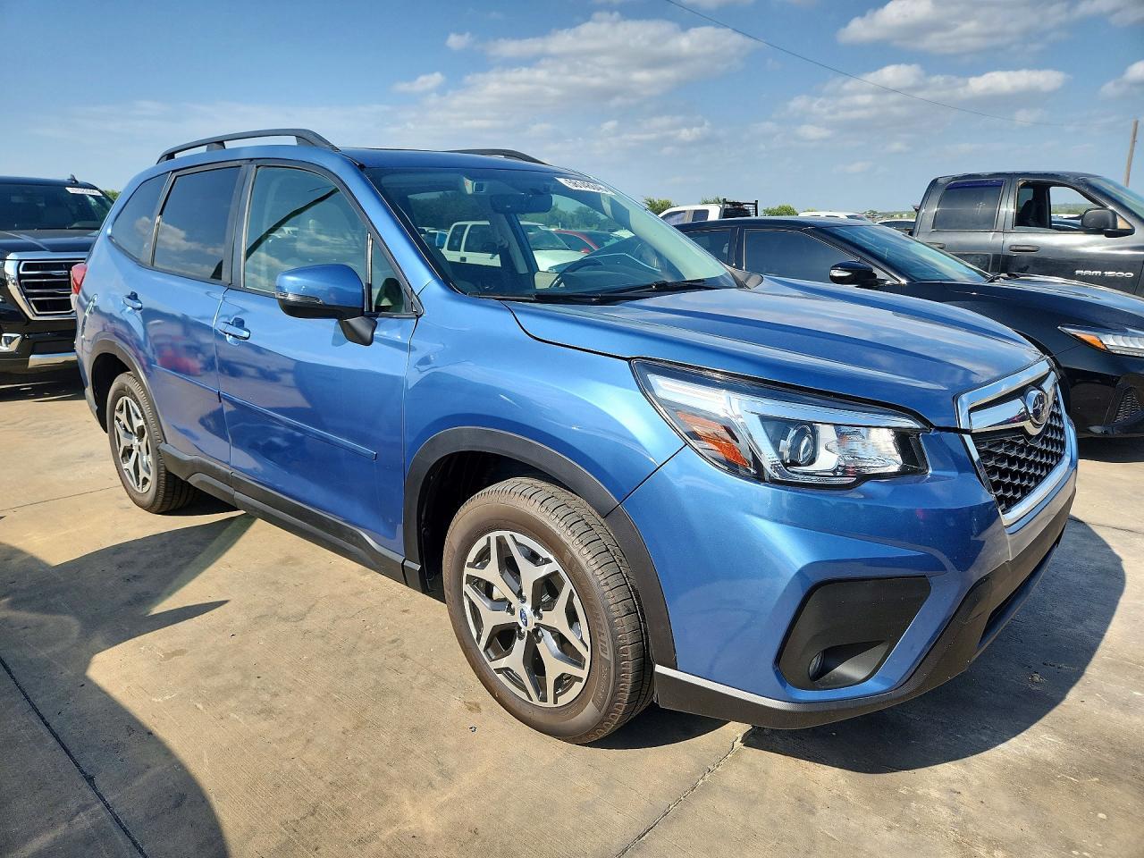 2020 Subaru Forester Premium - Фото 4