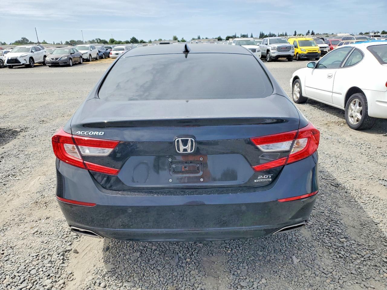 2021 Honda Accord Touring - Фото 6