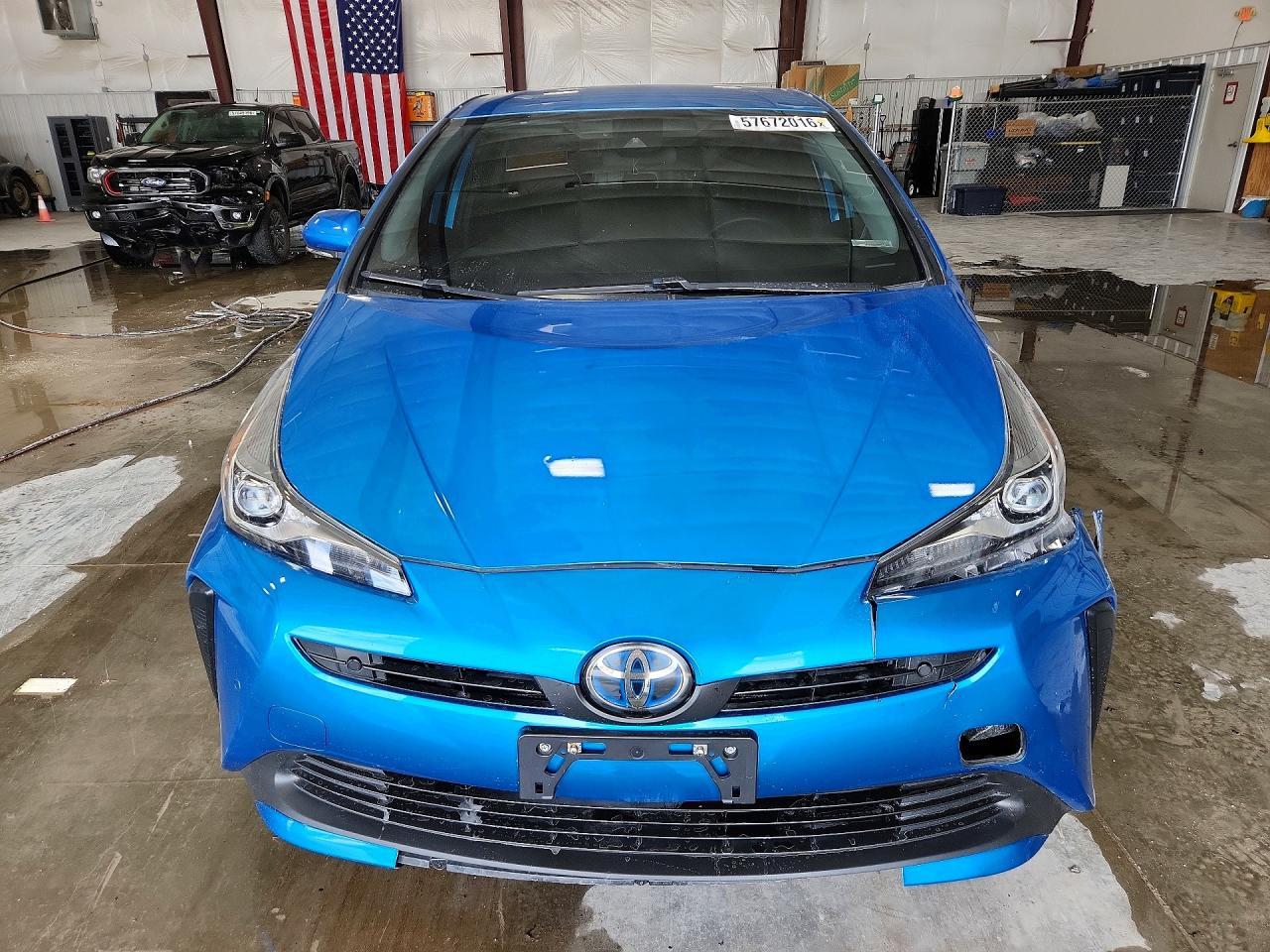 2022 Toyota Prius Le - Фото 5