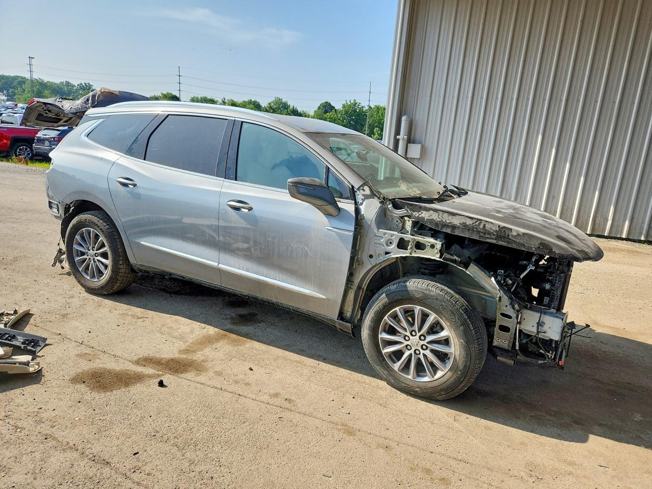 2023 Buick Enclave Essence - Image 4