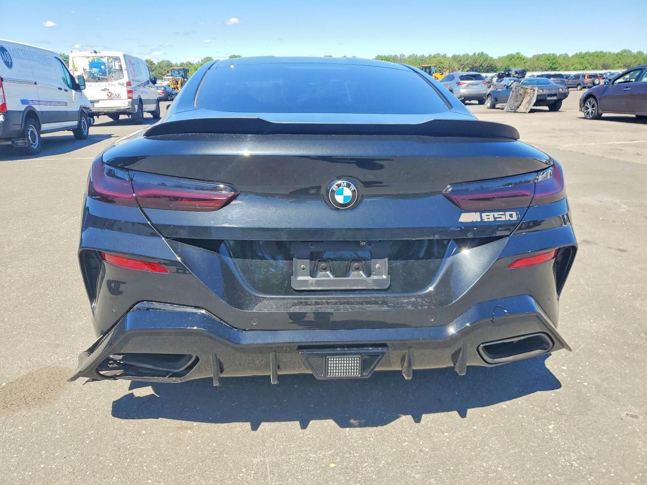 2019 BMW M850Xi - Фото 6