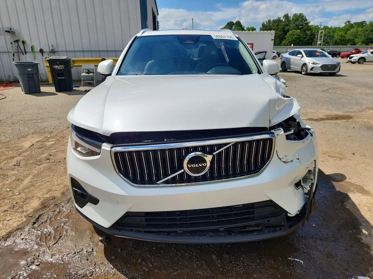 2023 Volvo Xc40 B5 Plus Bright Theme - Фото 5