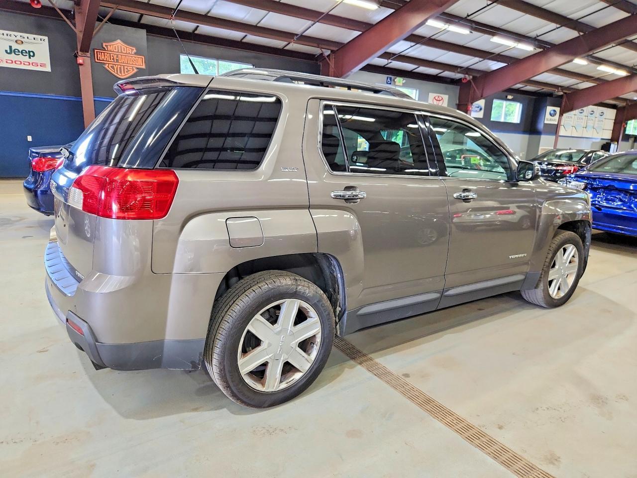 2010 GMC Terrain Slt - Фото 3
